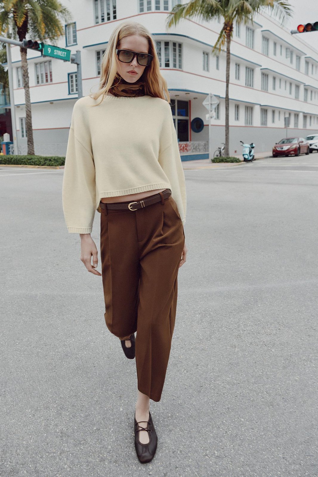 Брюки ZARA коричневий